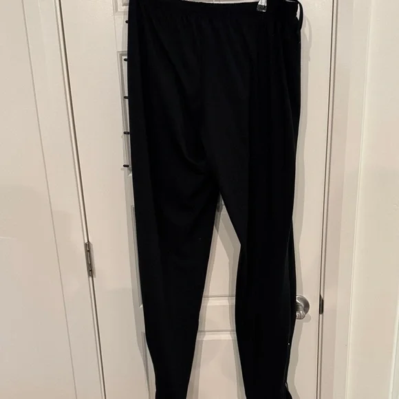 Title Nine Women's Black Joggers - Picture 3 of 3